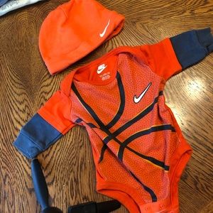 3M long sleeve onesies